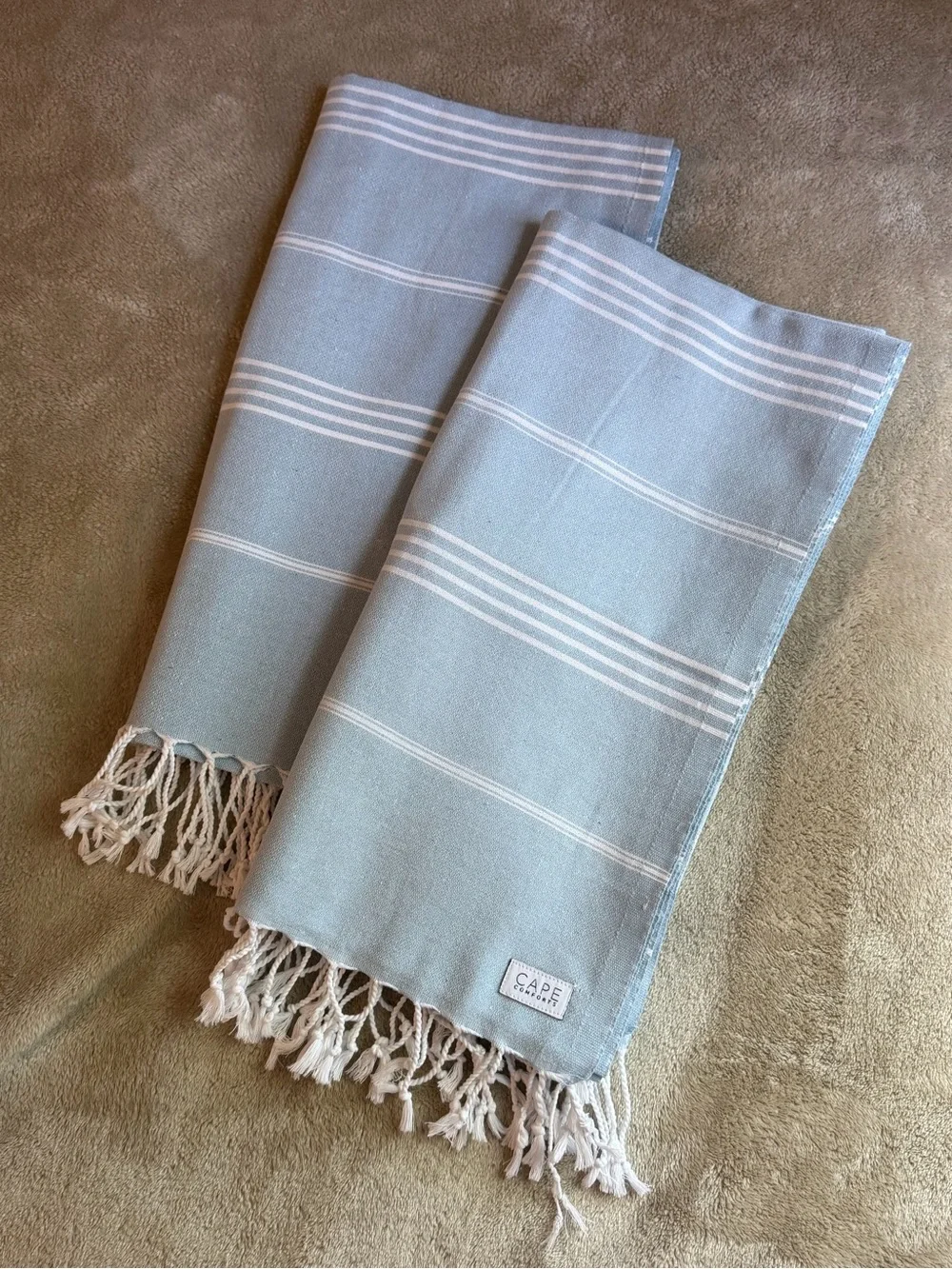 Cape Comforts Set of 2 Blue and White Classic Lightweight Towel 67”L x 37”W